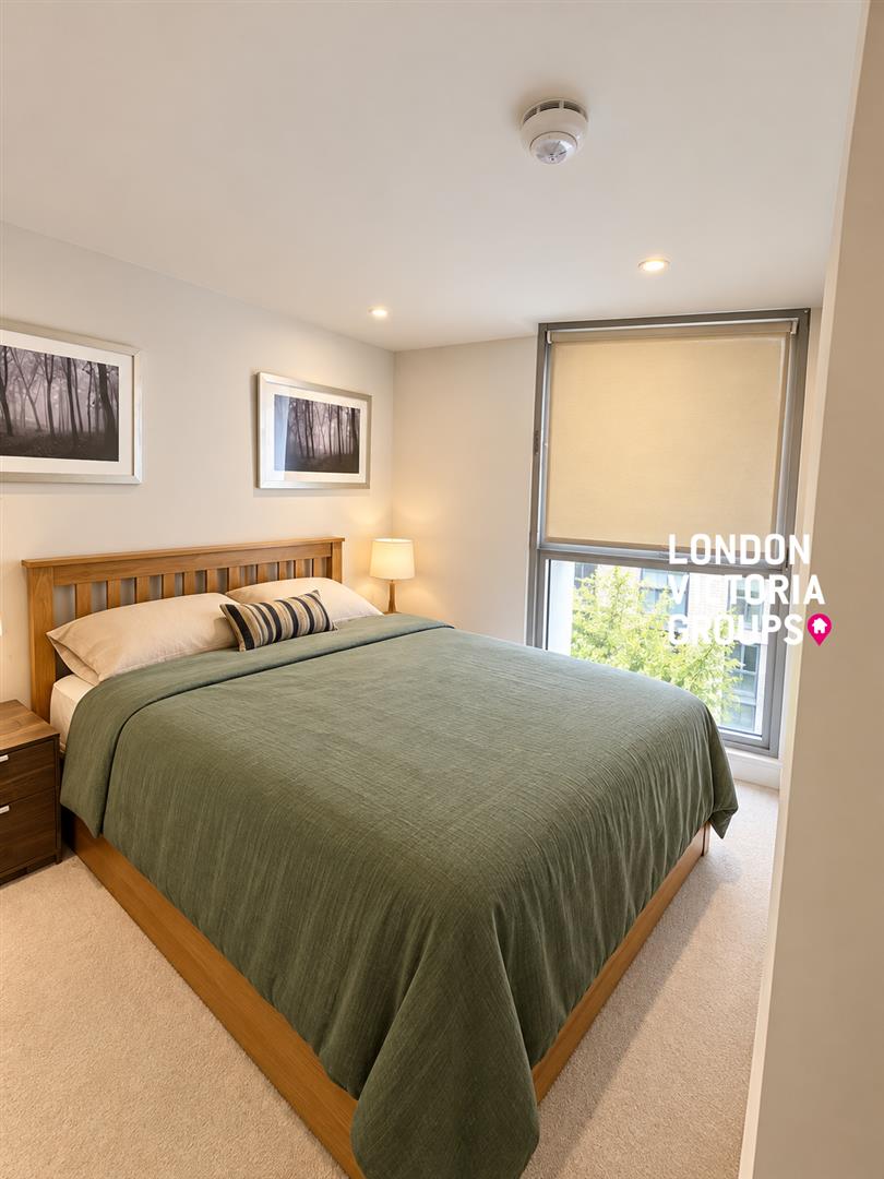 1 bed property in Denison House 20, Lanterns Way, LONDON
